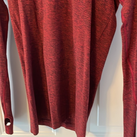 Lululemon/Swiftly long sleeve/8/red&black/EUC - Picture 3 of 7